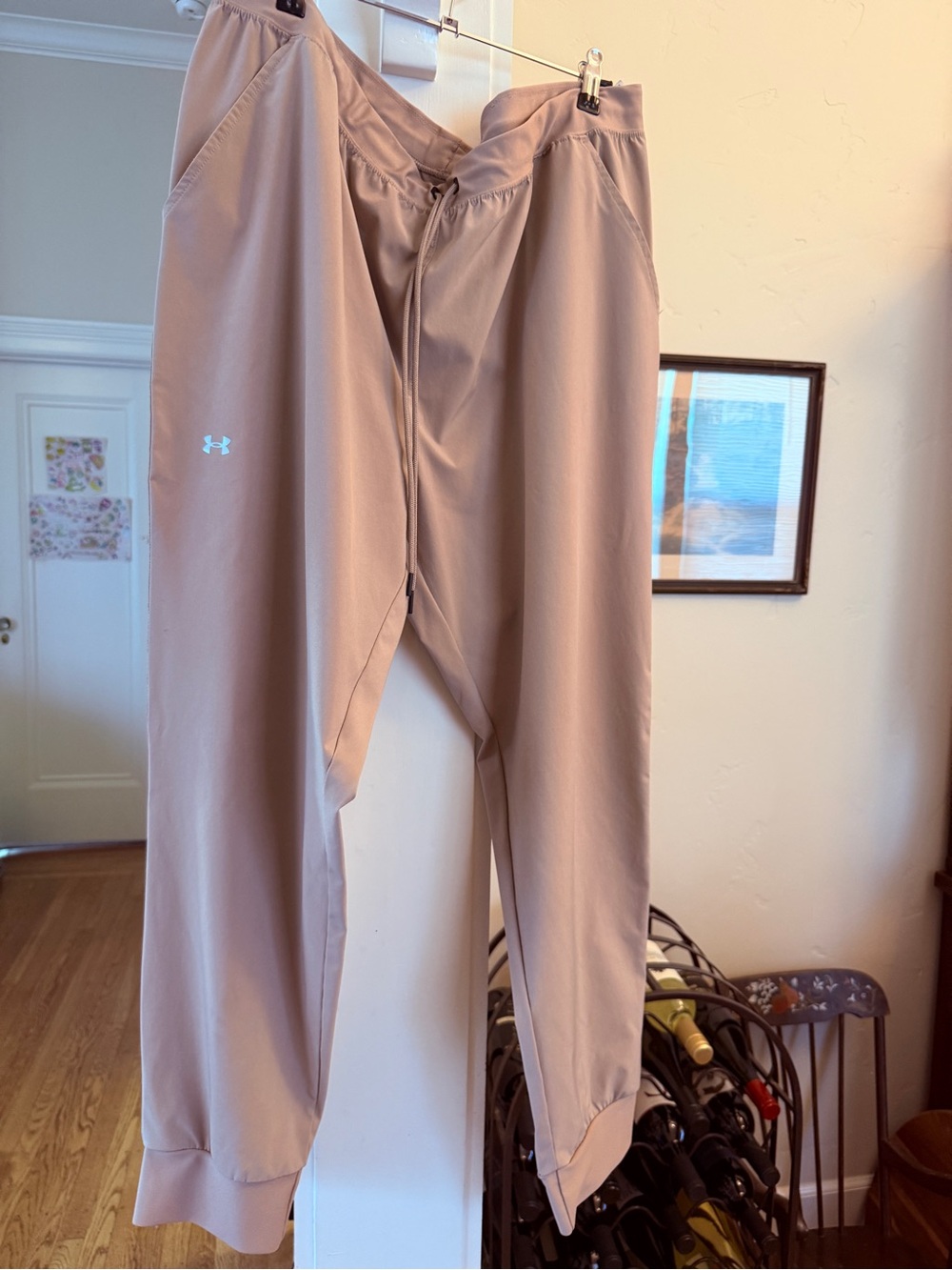 Under Armour women's Performance Jogger Pants - Taupe